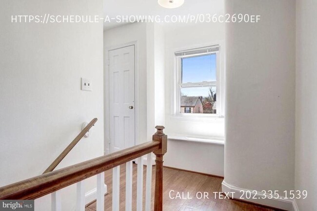 Building Photo - 1509 Channing St NE