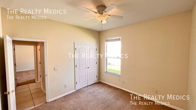 Building Photo - 7823 Fernleaf Dr