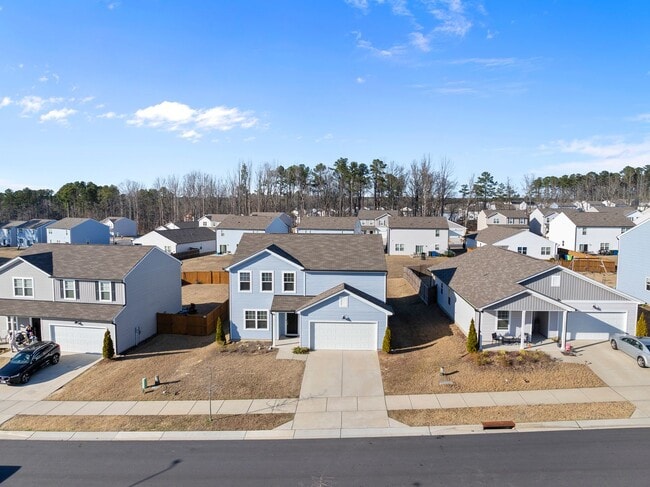 Building Photo - 3517 Strawberry Patch Row