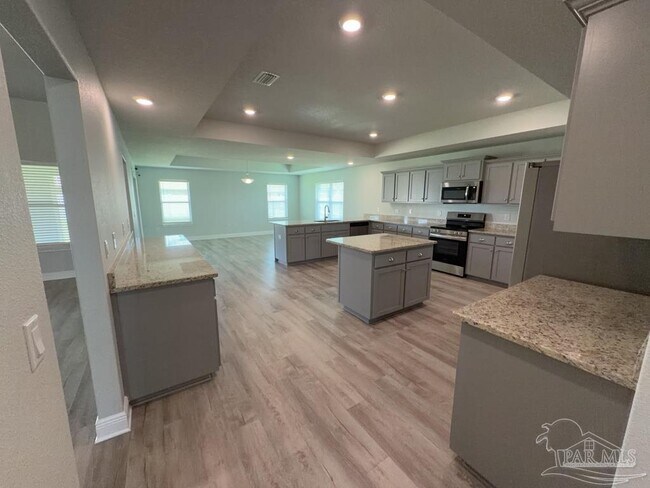 Building Photo - 6264 Pineapple DR