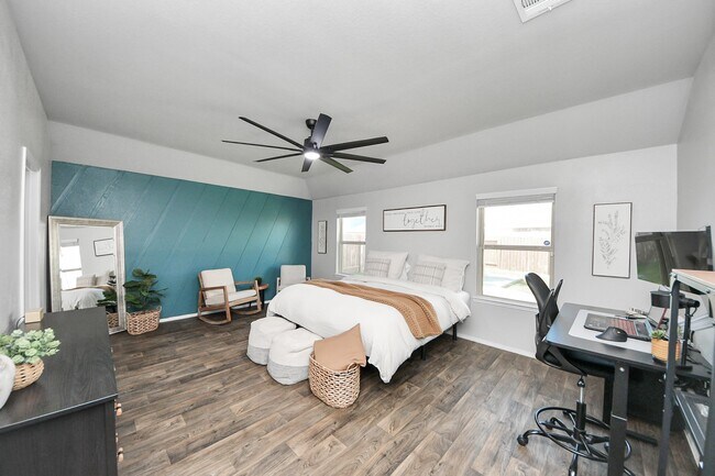 Building Photo - 4315 Nervesa Dr.