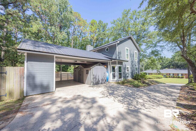 Building Photo - 118 Donna Cir