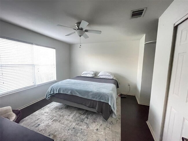 Building Photo - 1513 Coriander Dr