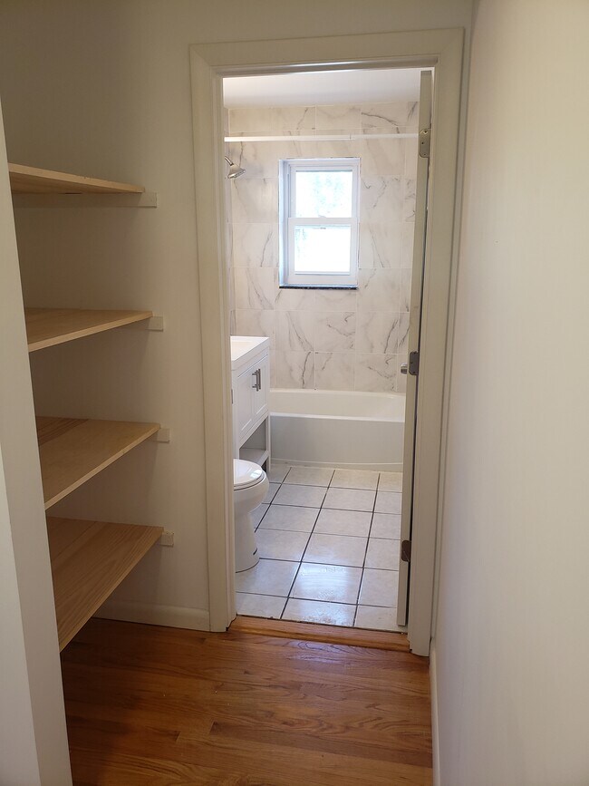 24 Merrill St 24 Merrill St Hartford CT 06106 Apartment Finder