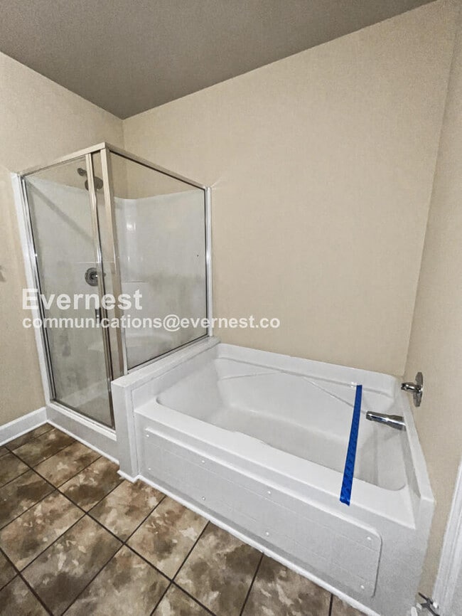 Building Photo - 7232 Althorp Way