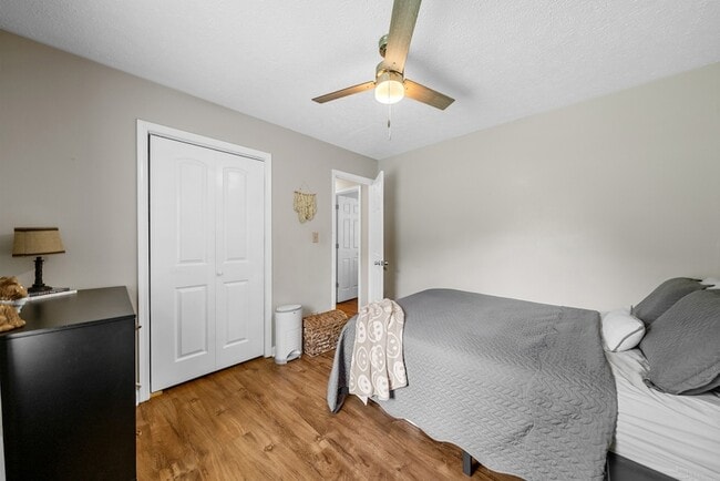 Building Photo - 401 Pacific Ave