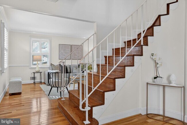 Building Photo - 6015 Ticonderoga Ct