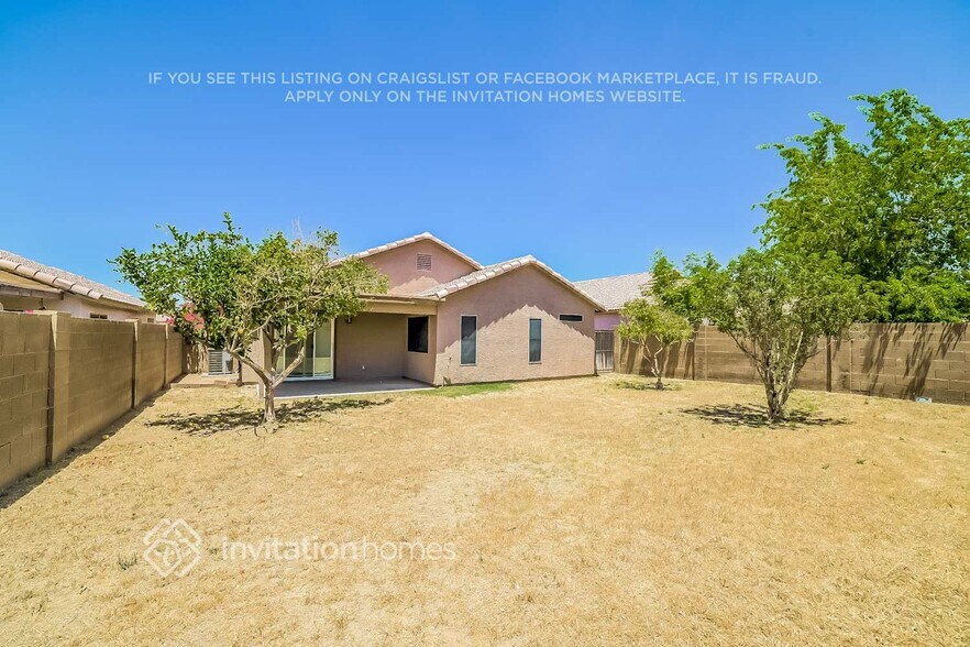 Building Photo - 3111 W Louise Dr