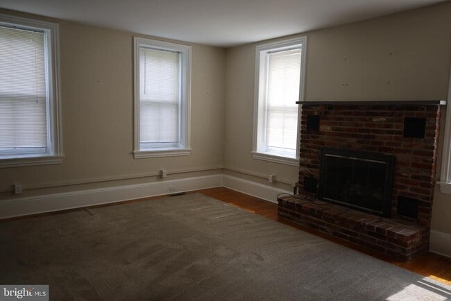 Building Photo - 3244 Skippack Pike
