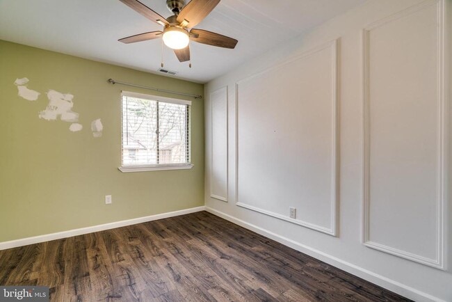 Building Photo - 102B Kelly Cove