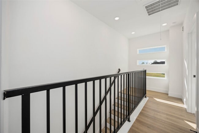 Building Photo - 1466 Ferguson Way