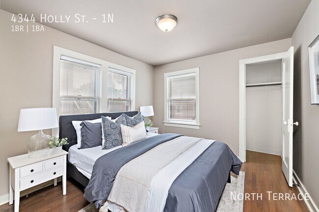 Building Photo - 4344 Holly St
