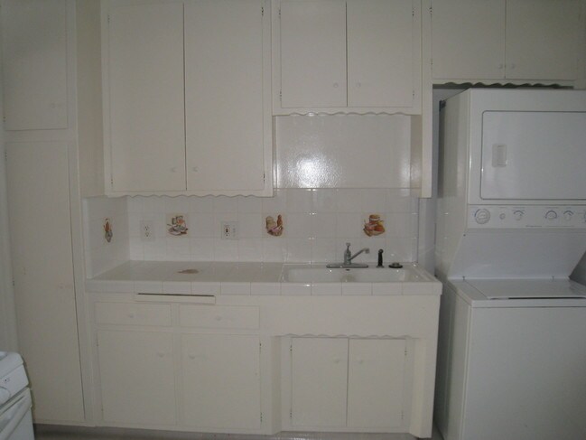 Building Photo - 140 Virginia St