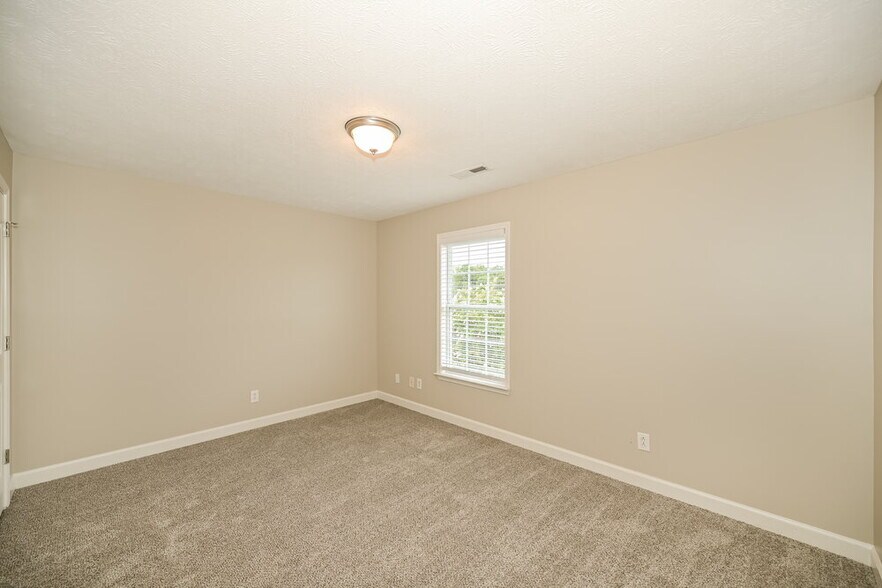Building Photo - 1448 Jeter Way
