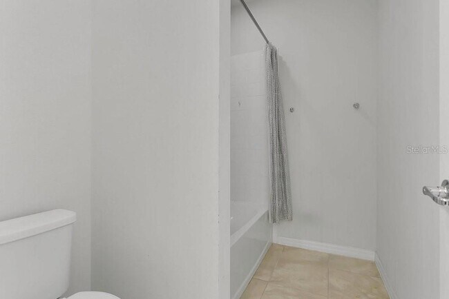 Building Photo - 14105 Larkspur Lake Dr