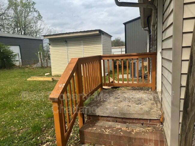 Building Photo - 3111 N Hawthorne St