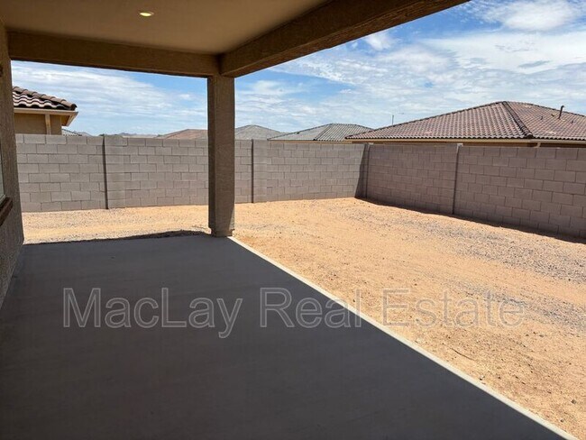 Building Photo - 675 N Crowned Dove Trail