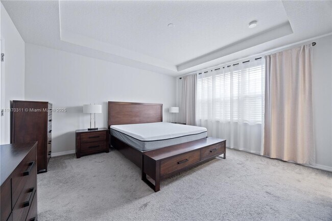 Building Photo - 5180 Eucalyptus Dr