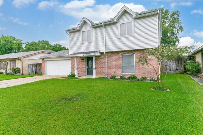 Building Photo - 207 Woodvale Dr