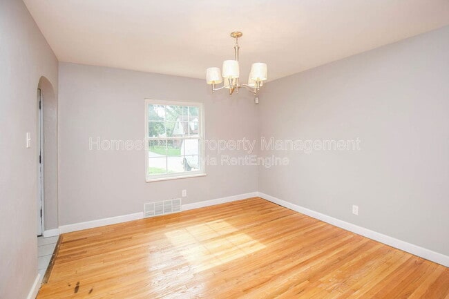 Building Photo - 4605 Nelson Dr