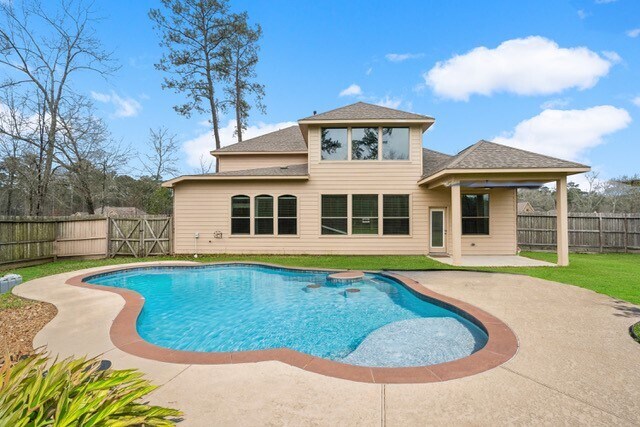 Building Photo - 28510 Lazy Rock Dr