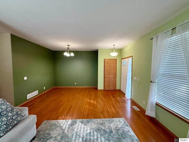 Building Photo - 7958 N 155th St