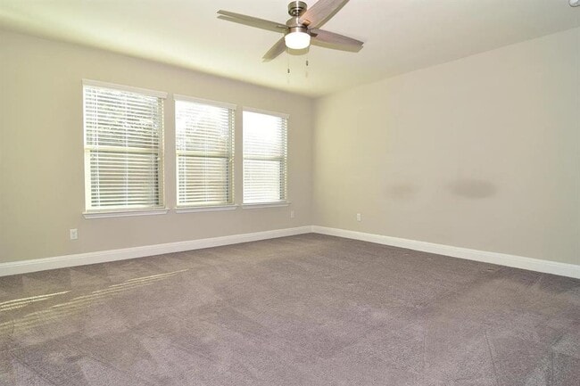 Building Photo - 1050 Kenney Fort Crossing