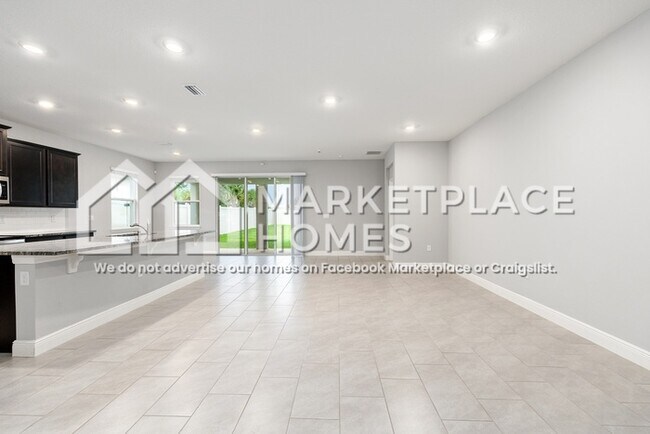 Building Photo - 5428 SW 44th Ct Rd