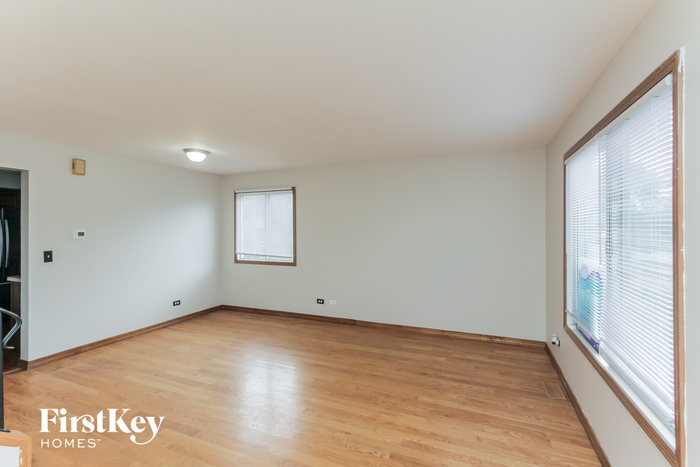 Building Photo - 2207 Wentworth Ct
