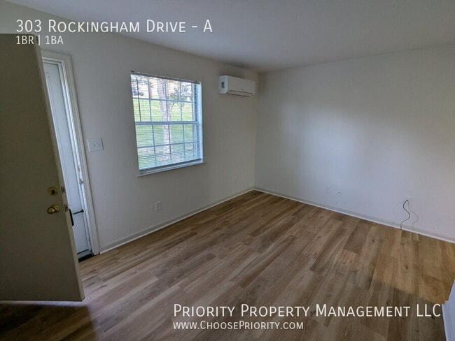 Building Photo - 303 Rockingham Dr