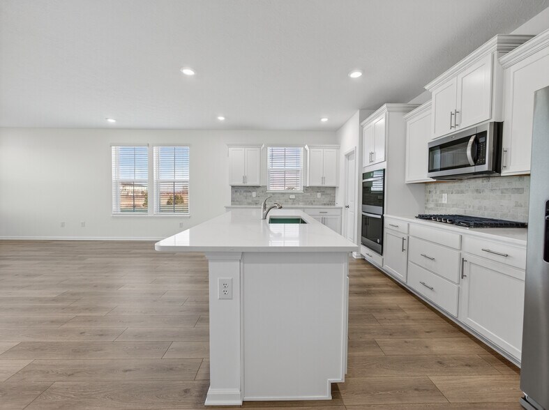 Building Photo - 268 Onset Way