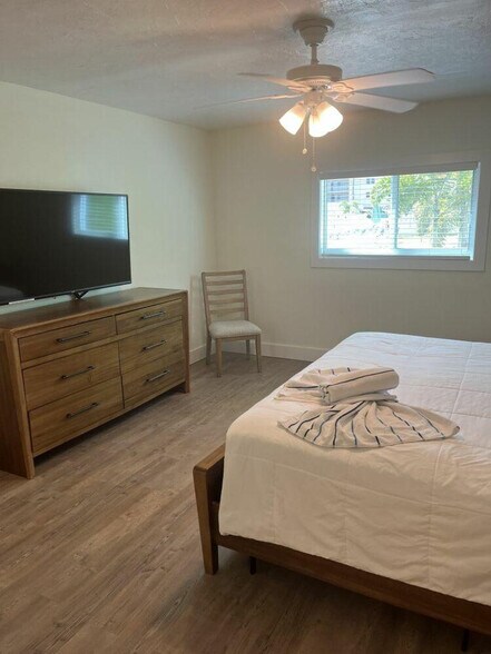 Building Photo - 7785 Estero Blvd