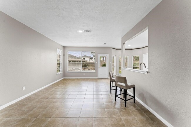 Building Photo - 14334 Cypress Meadow Dr