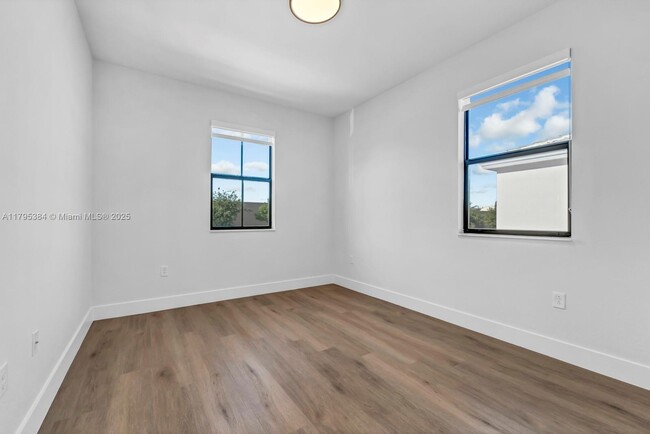 Building Photo - 13067 SW 286th St