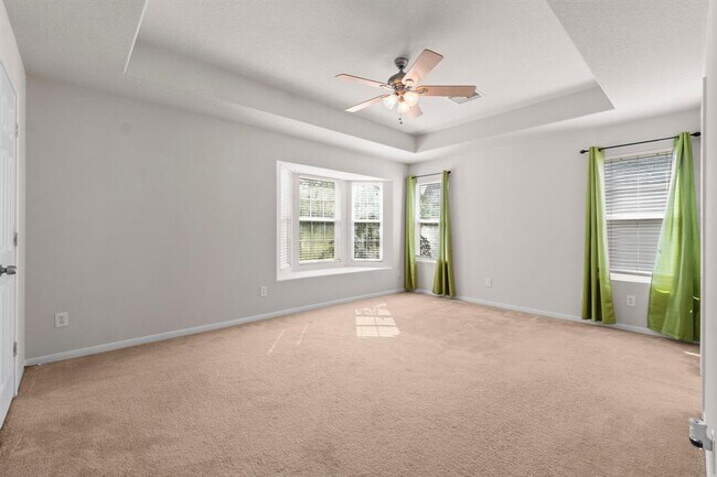 Building Photo - 2402 Lofty Falls Ct