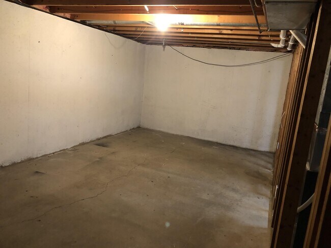 Building Photo - 3101 Westgate Dr S