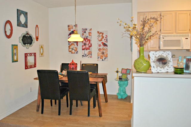 Dining Area - Cypress Lake Apartments