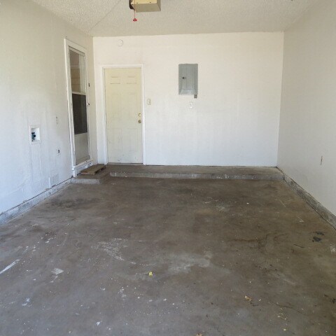 Garage - 5313 23rd St