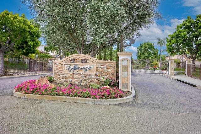 Building Photo - 561 Rush Dr