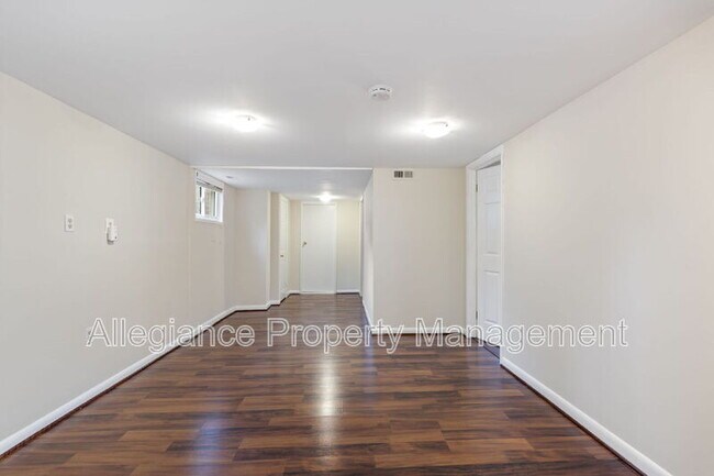 Building Photo - 2311 N Dinwiddie St