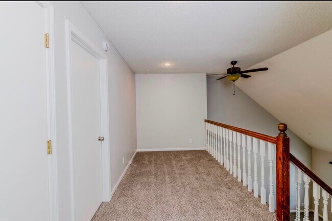 Building Photo - 6809 W 149th Terrace