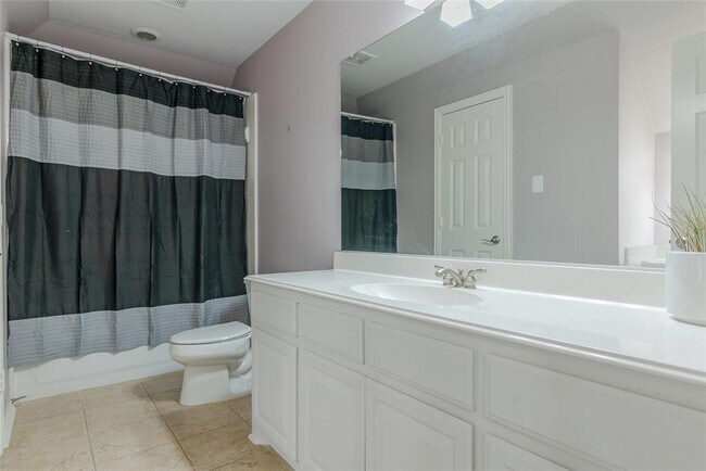 Building Photo - 5327 Elm Spring Ln