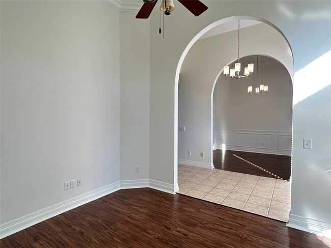 Building Photo - 700 Cornell St