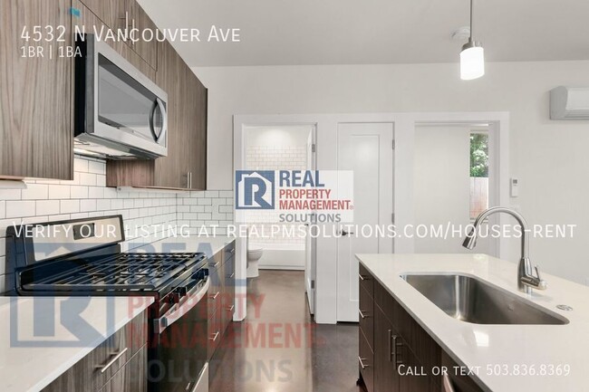 Building Photo - 4532 N Vancouver Ave