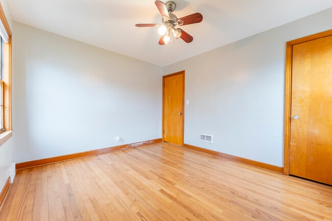 Building Photo - 2513 18th Ave