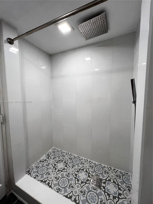 Building Photo - 4470 NW 79th Ave