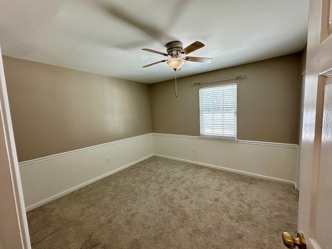 Building Photo - 26 Stoney Dr