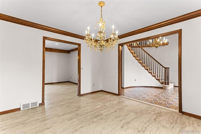 Building Photo - 3312 Palm Aire Ct