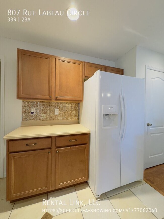 Building Photo - 807 Rue Labeau Cir