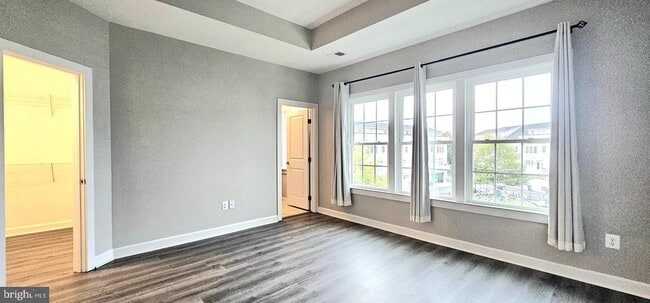 Building Photo - 3155 John Glenn St